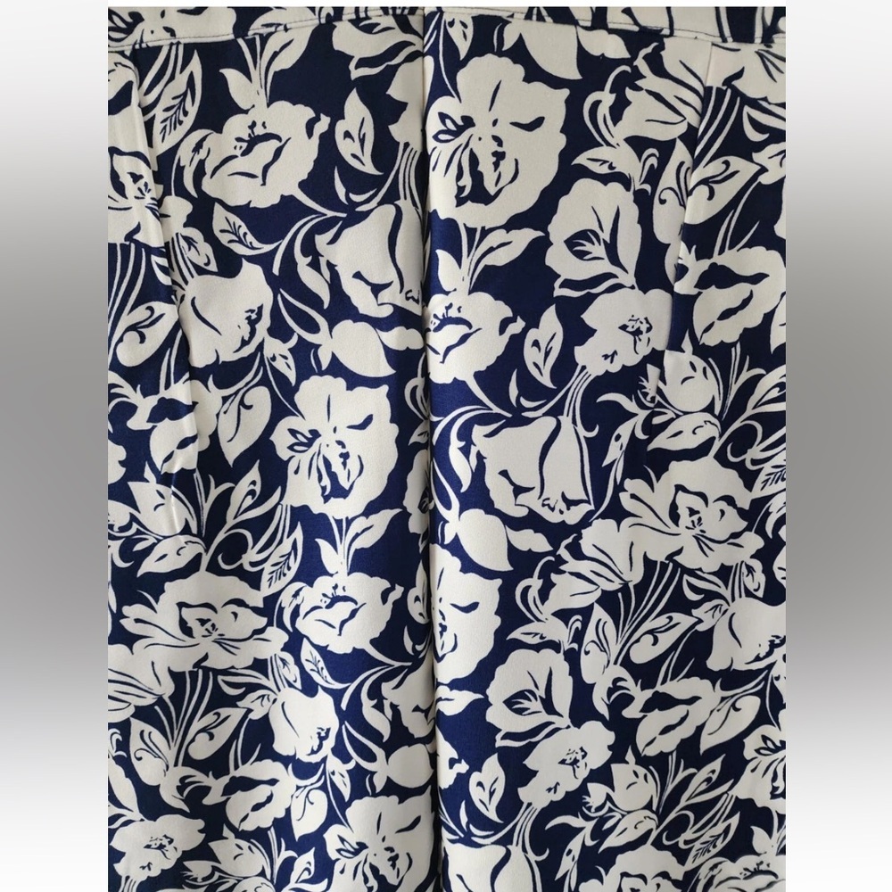 NWOT Lands’ End Navy White Floral Shift Dress Petite 6P Keyhole Stretch Pockets - Picture 9 of 13